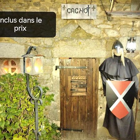 A L'Oree Du Parc Saint-Priest-des-Champs Экстерьер фото
