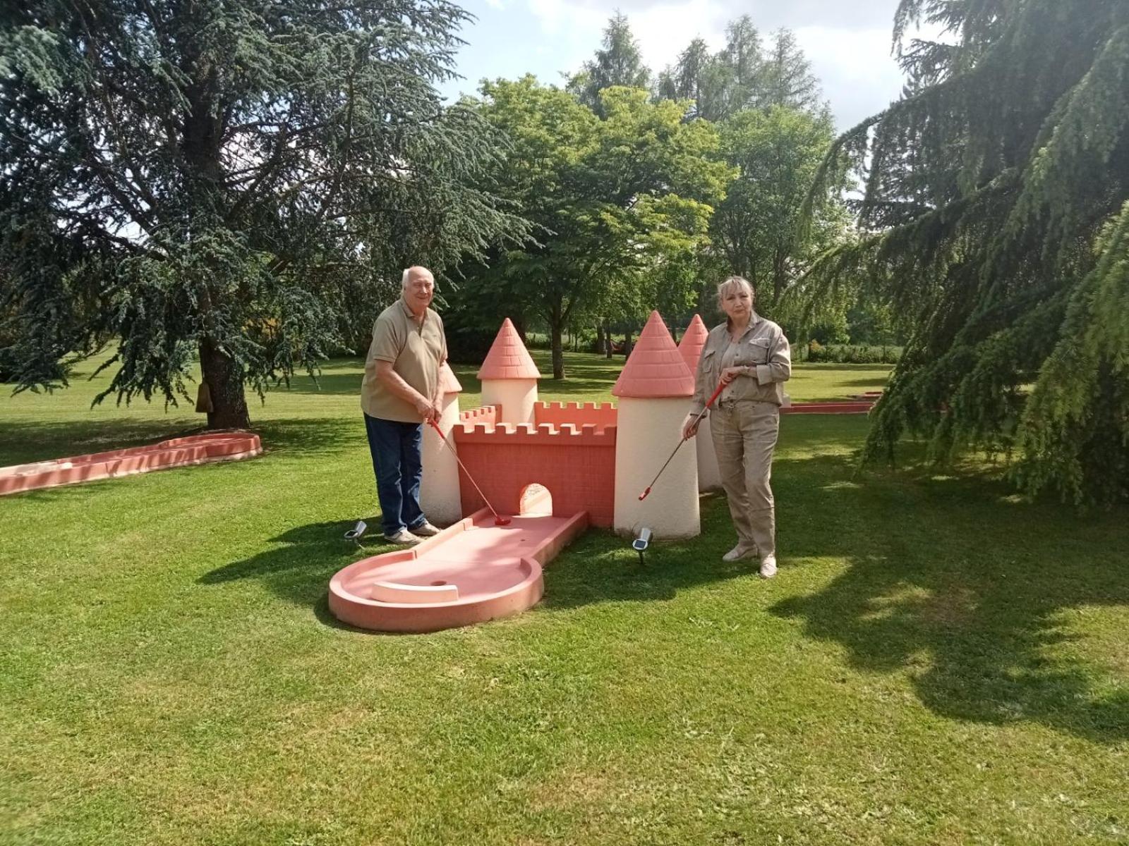 A L'Oree Du Parc Saint-Priest-des-Champs Экстерьер фото